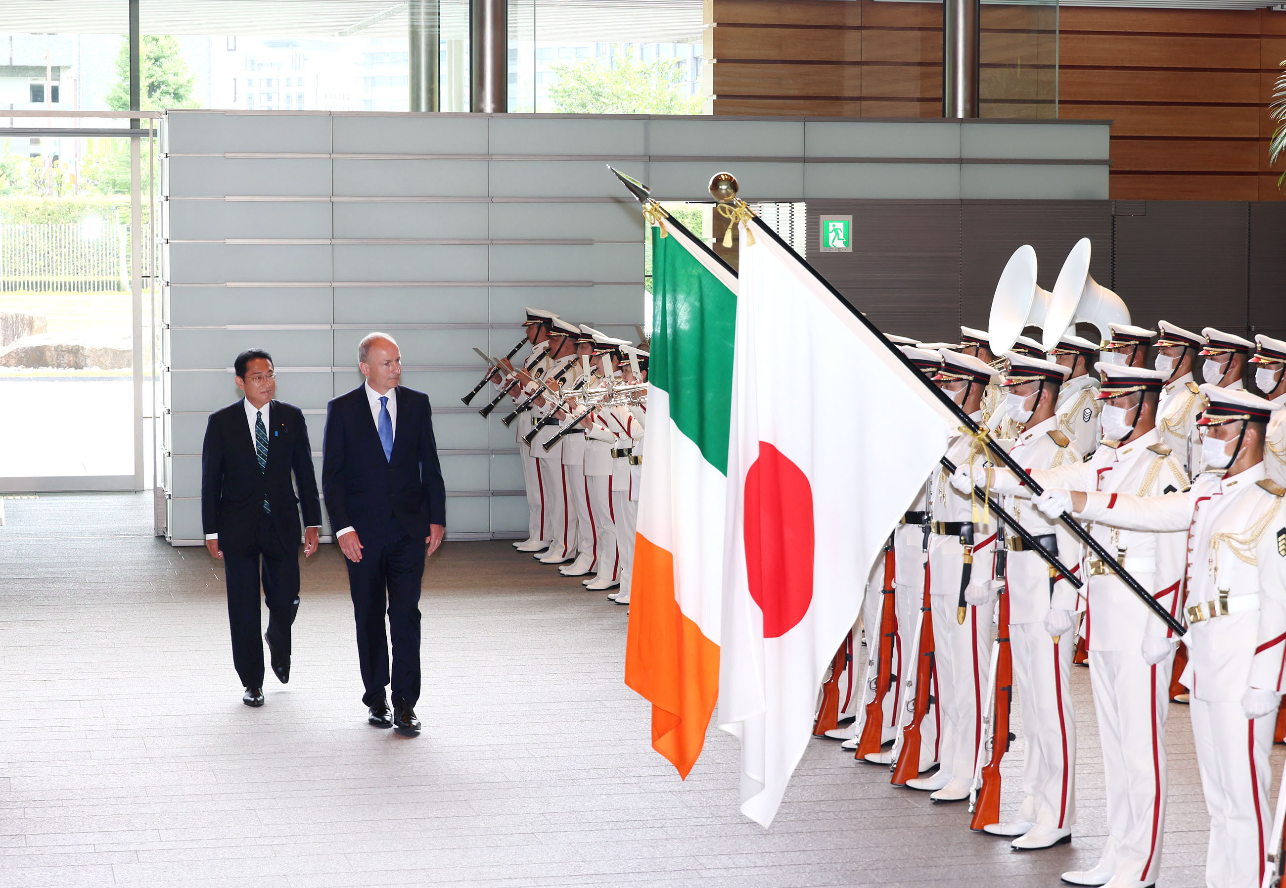 儀じょう隊による栄誉礼及び儀じょう３