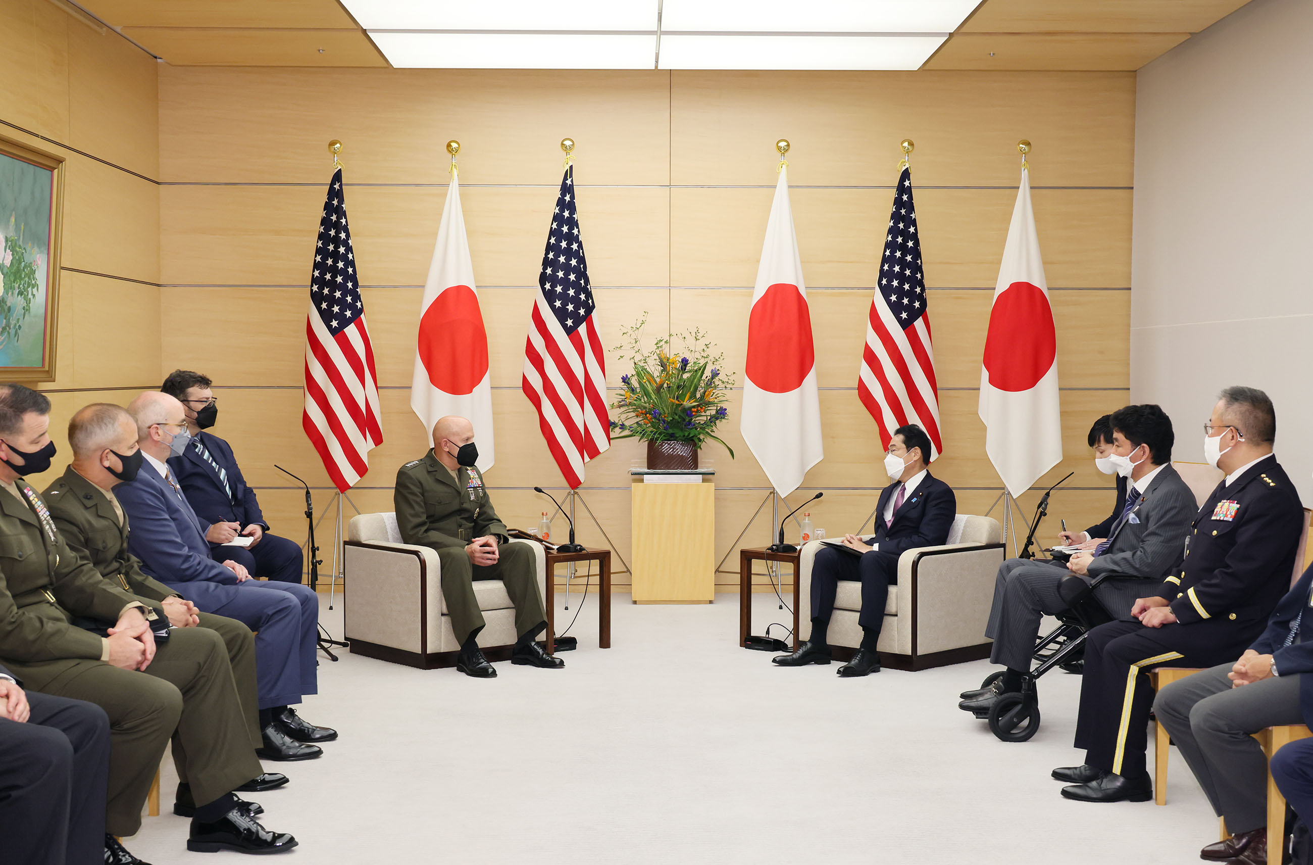 表敬を受ける岸田総理２