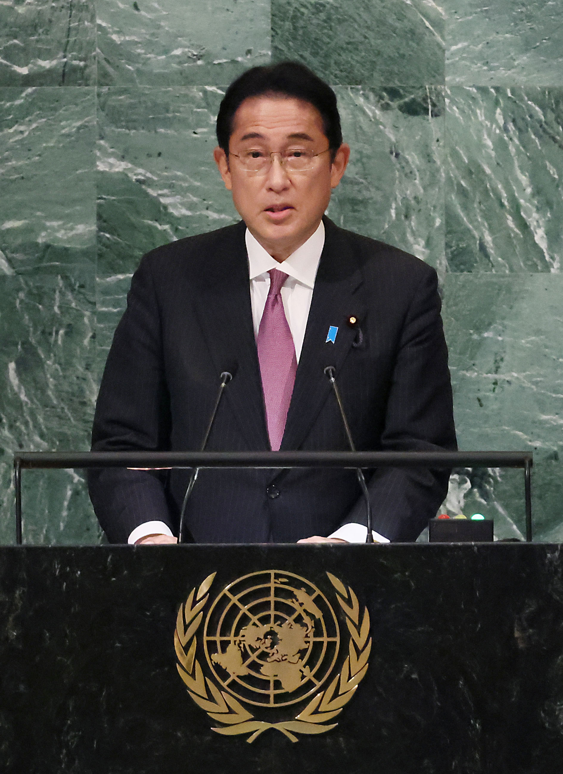 国連総会議場で一般討論演説を行う岸田総理１０