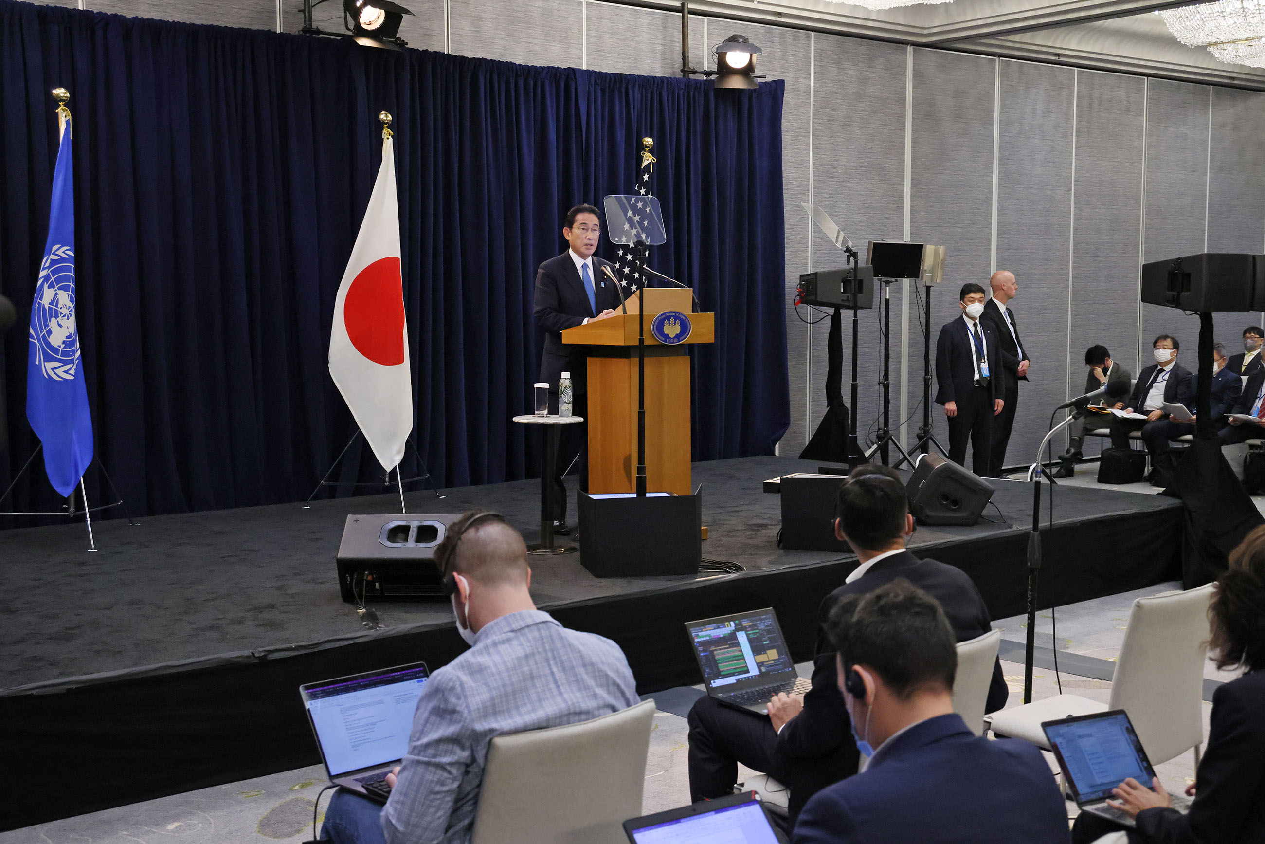 内外記者会見２