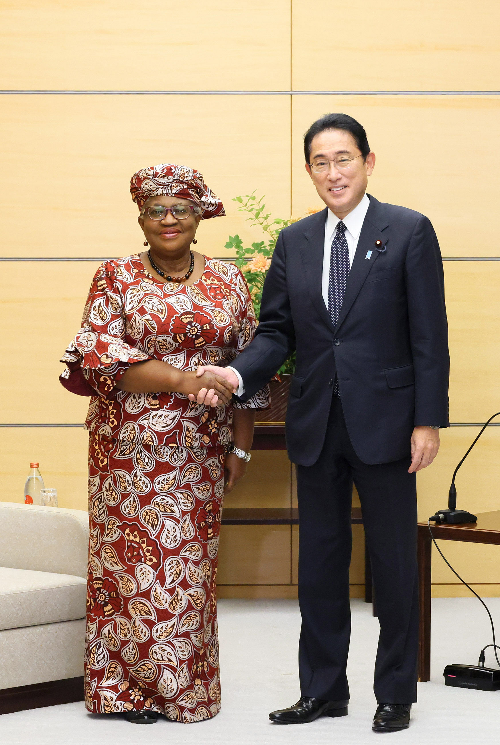 表敬を受ける岸田総理３