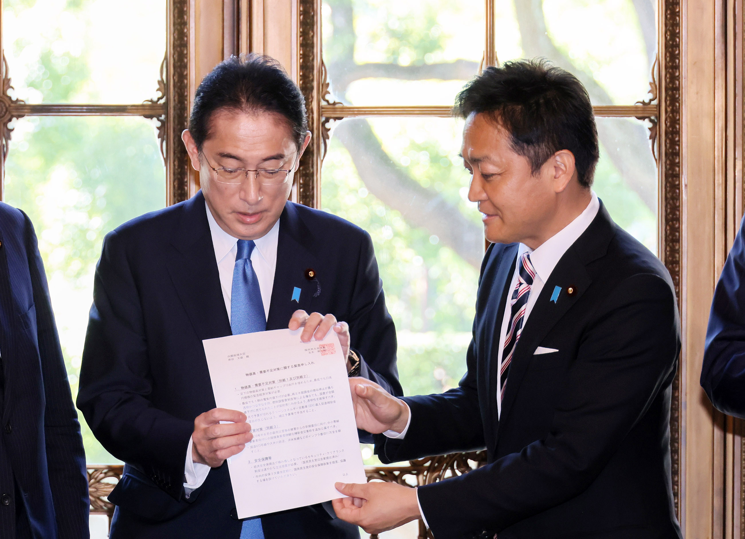 申入れを受ける岸田総理２