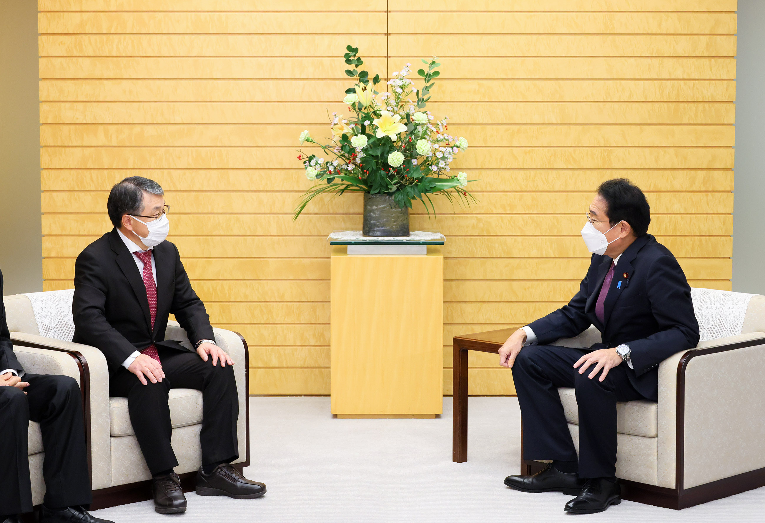 表敬を受ける岸田総理２