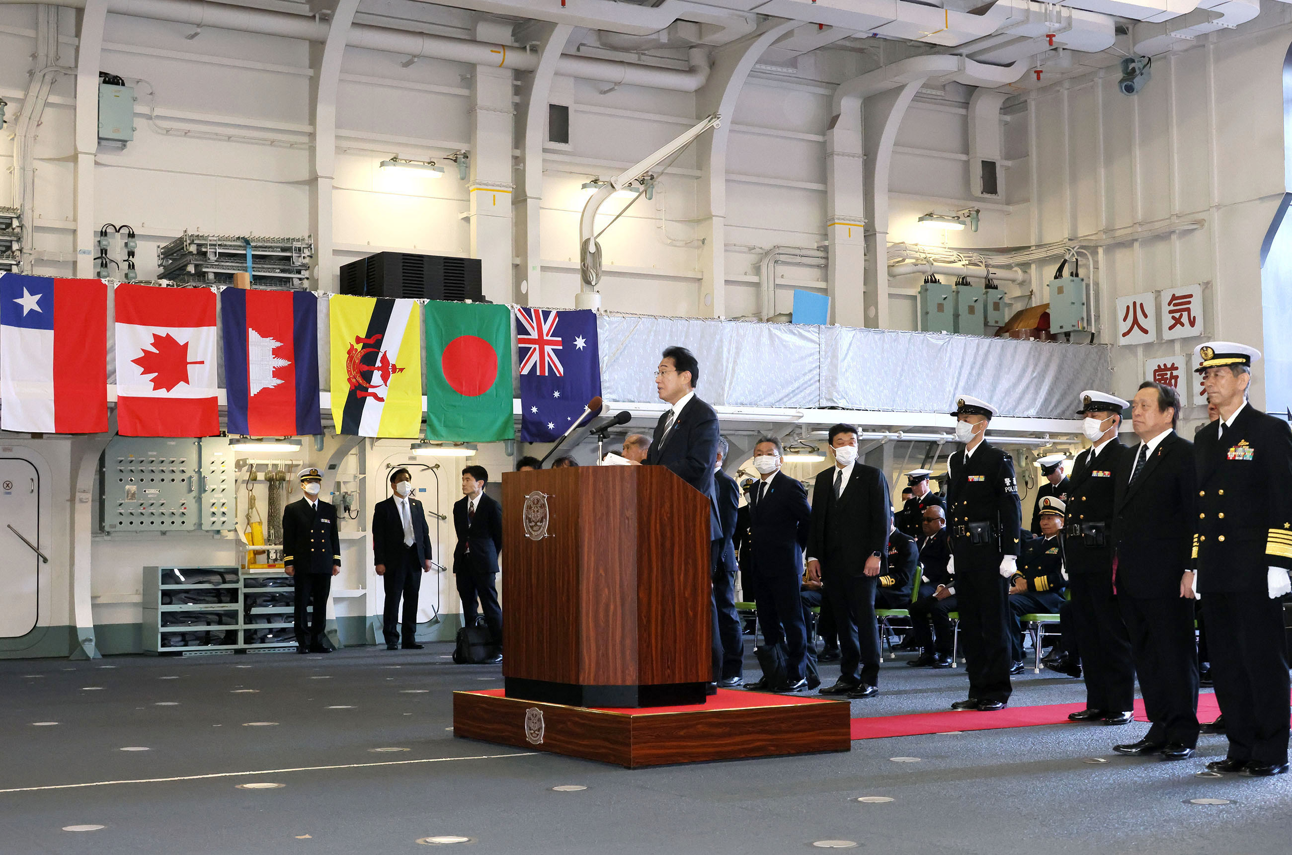 訓示を行う岸田総理３