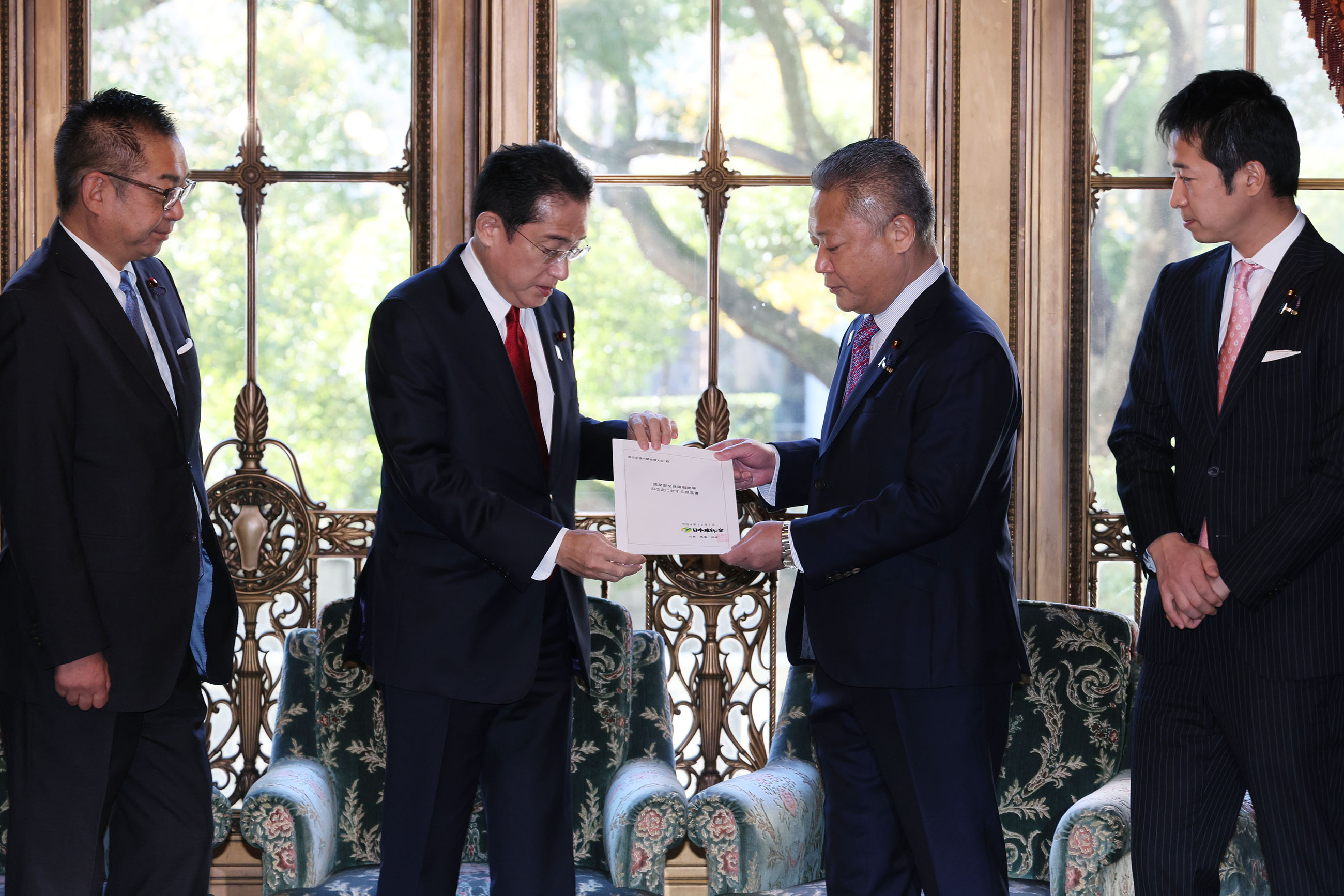 申入れを受ける岸田総理２