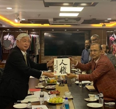 ダッカ近郊の縫製工場視察