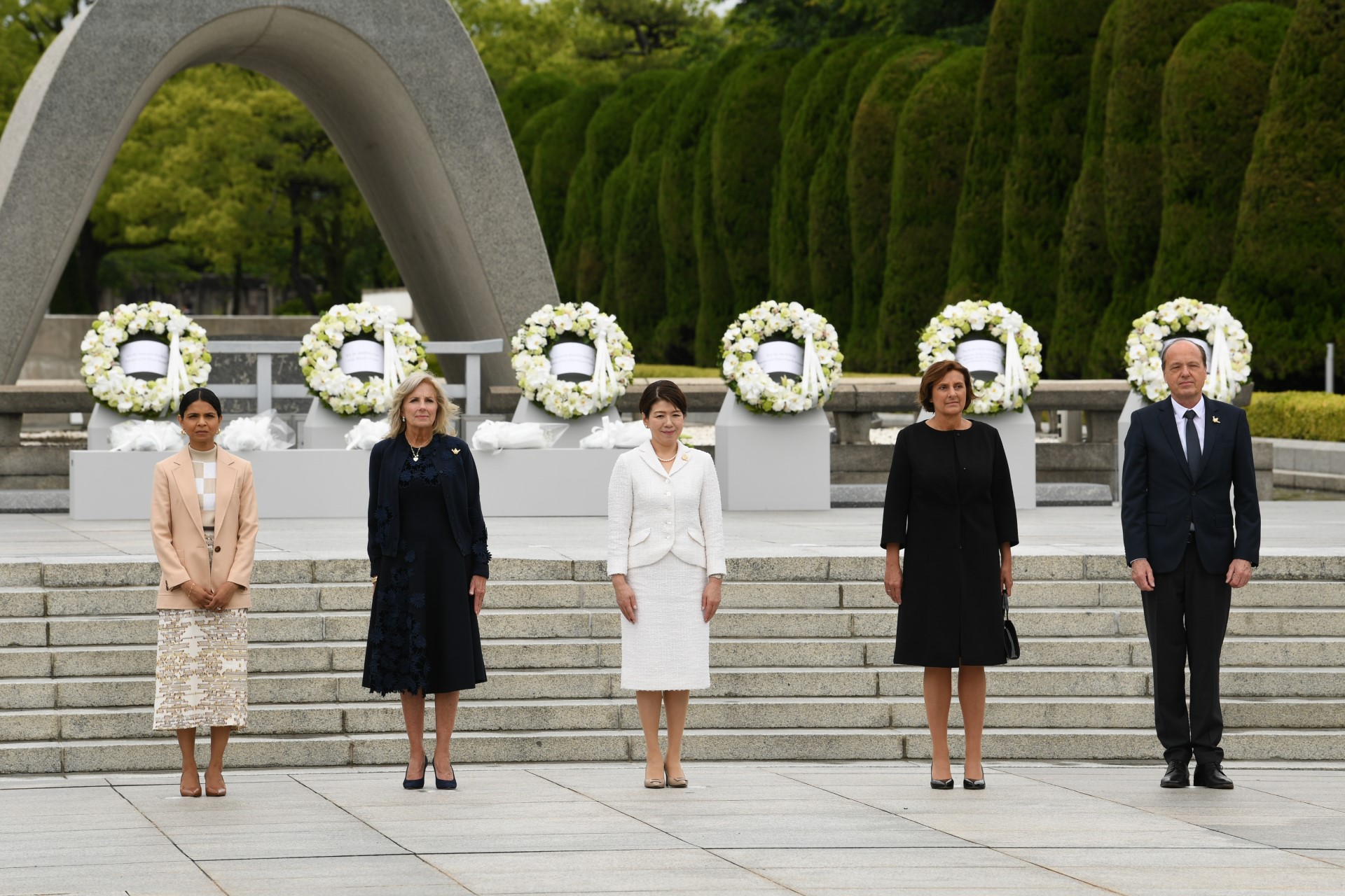 平和記念公園行事に参加する岸田裕子総理大臣夫人６（Ｇ７ホストフォト）