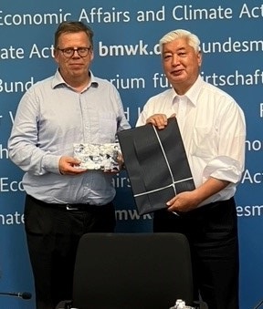 ドミニク・シュニヘルス経済・気候保護省担当局長