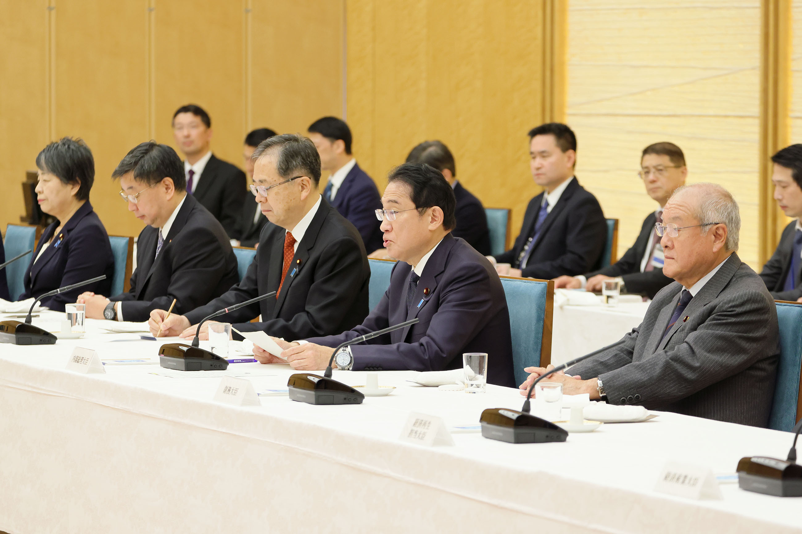 政府与党連絡会議