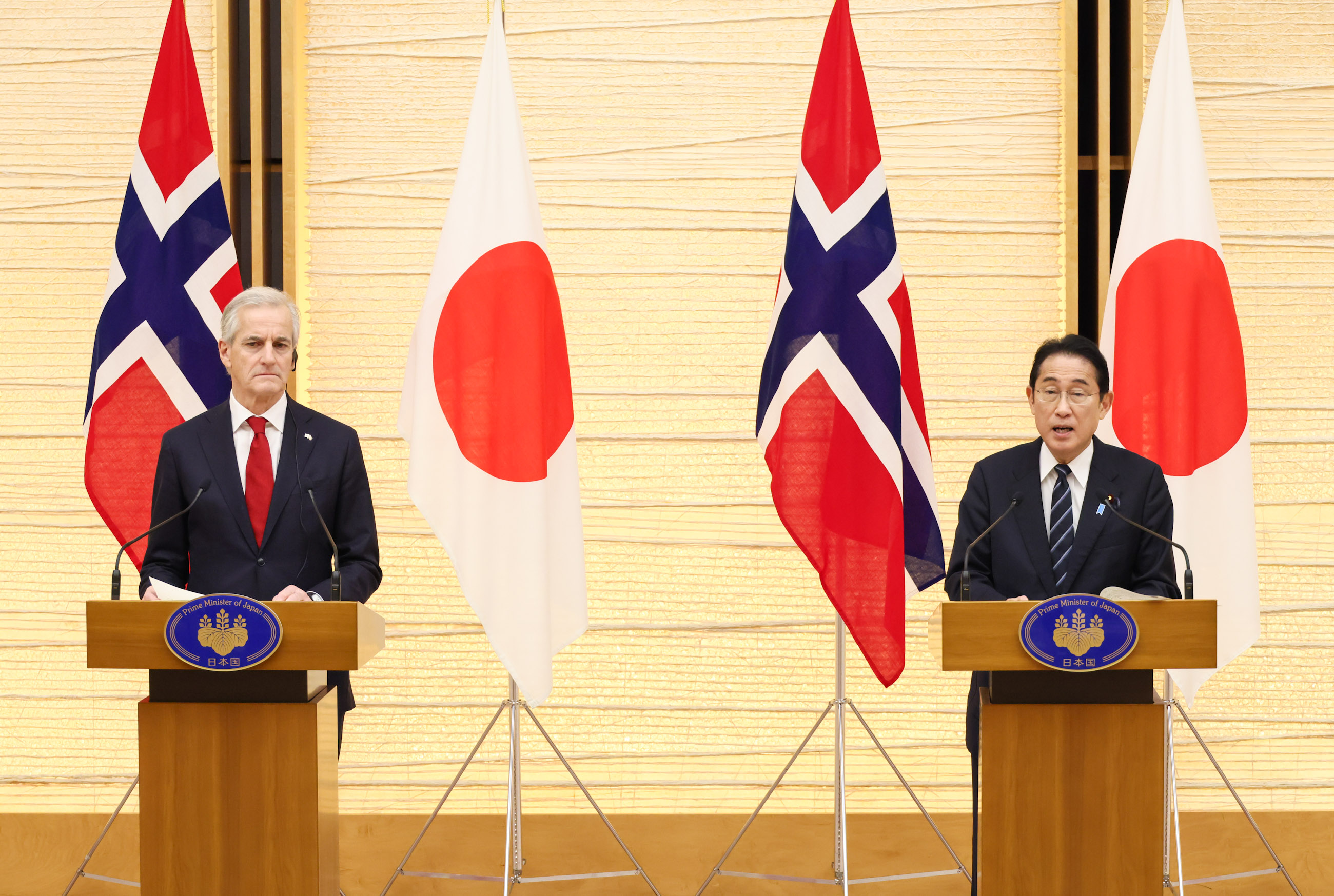 共同記者発表１