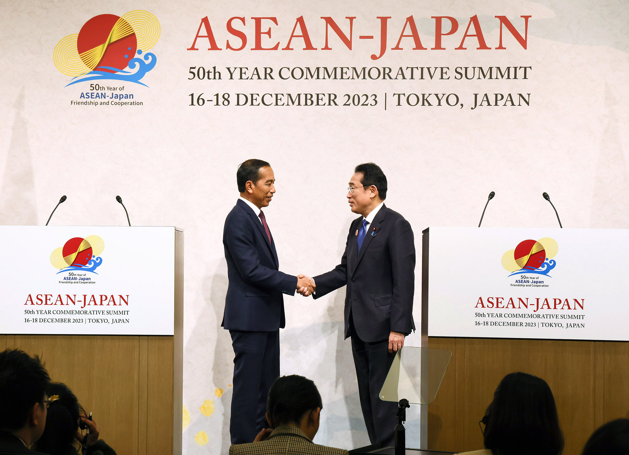 共同記者発表３