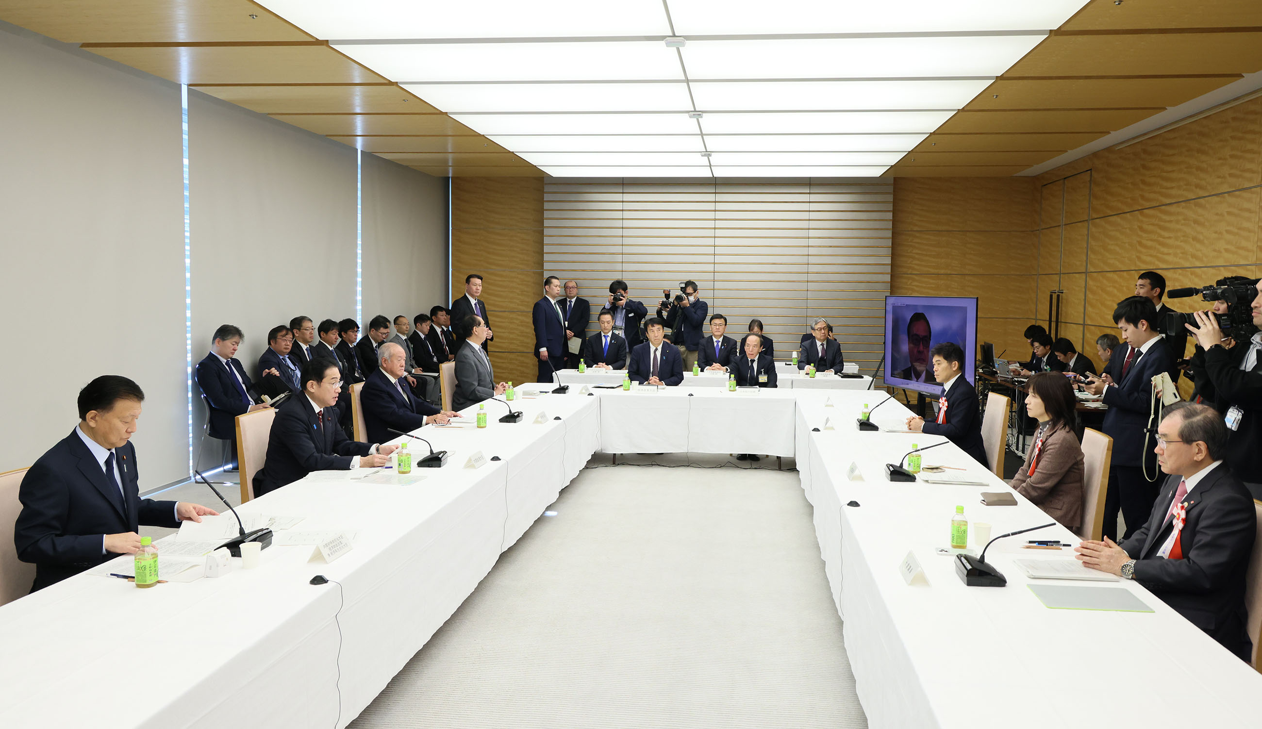 経済財政諮問会議