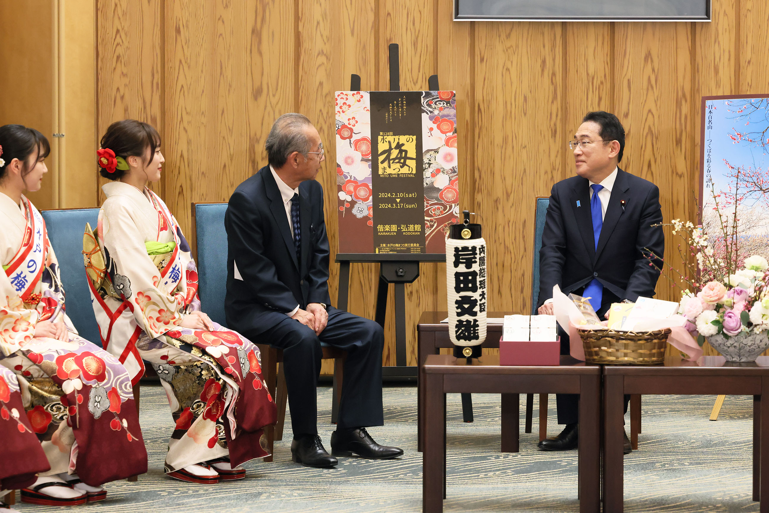 表敬を受ける岸田総理５