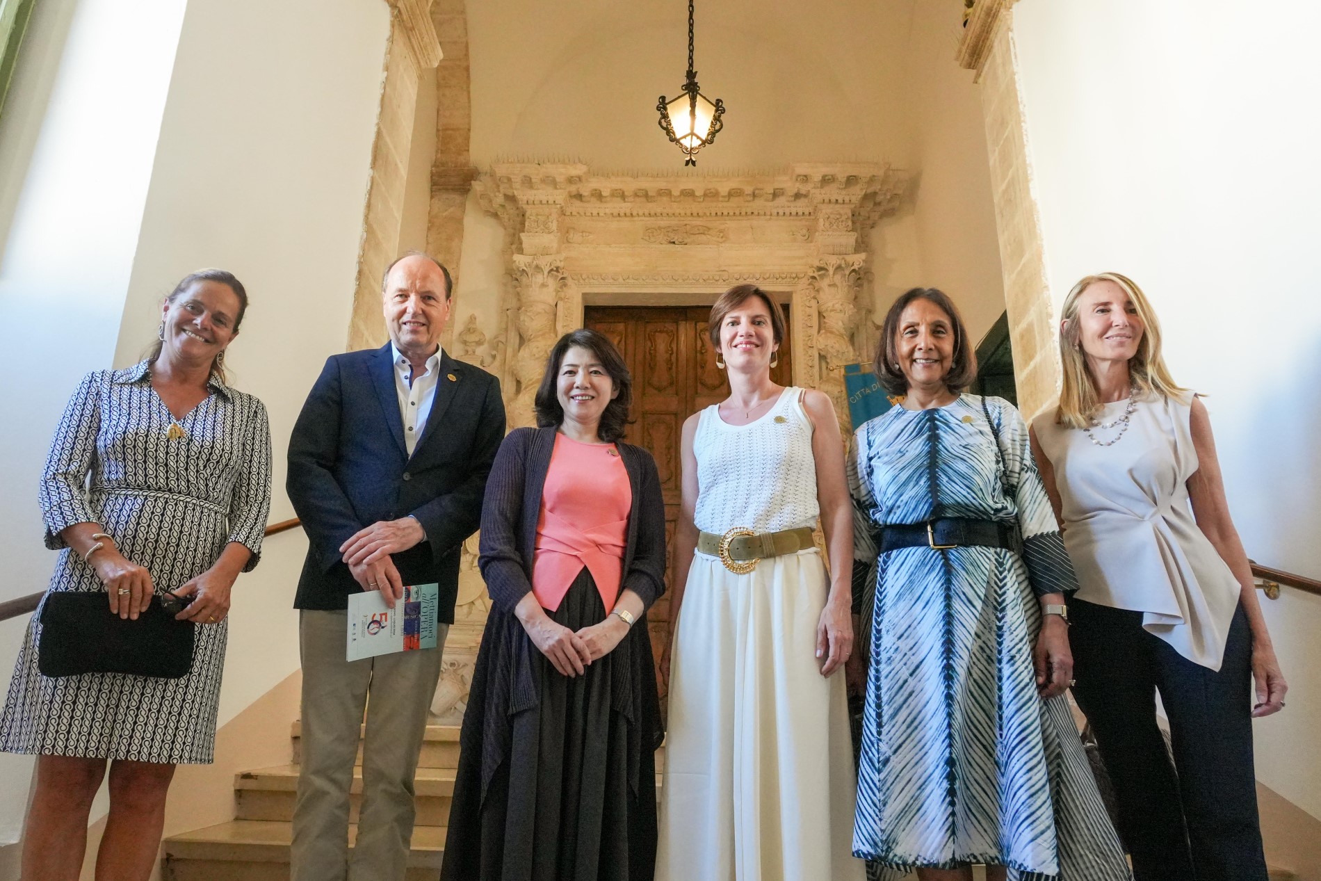 マルティーナ・フランカを訪問する総理夫人２