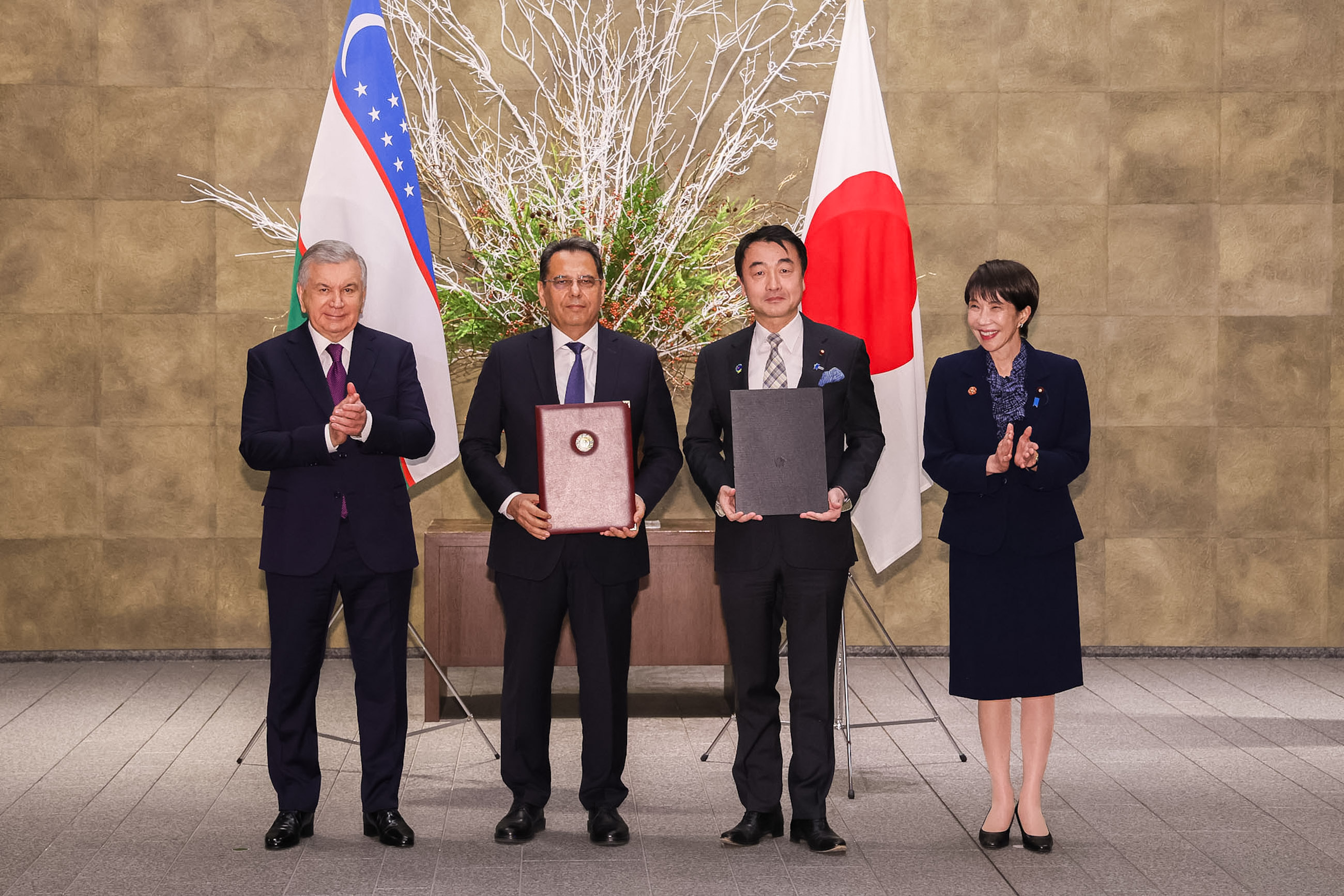 文書署名・披露式１４