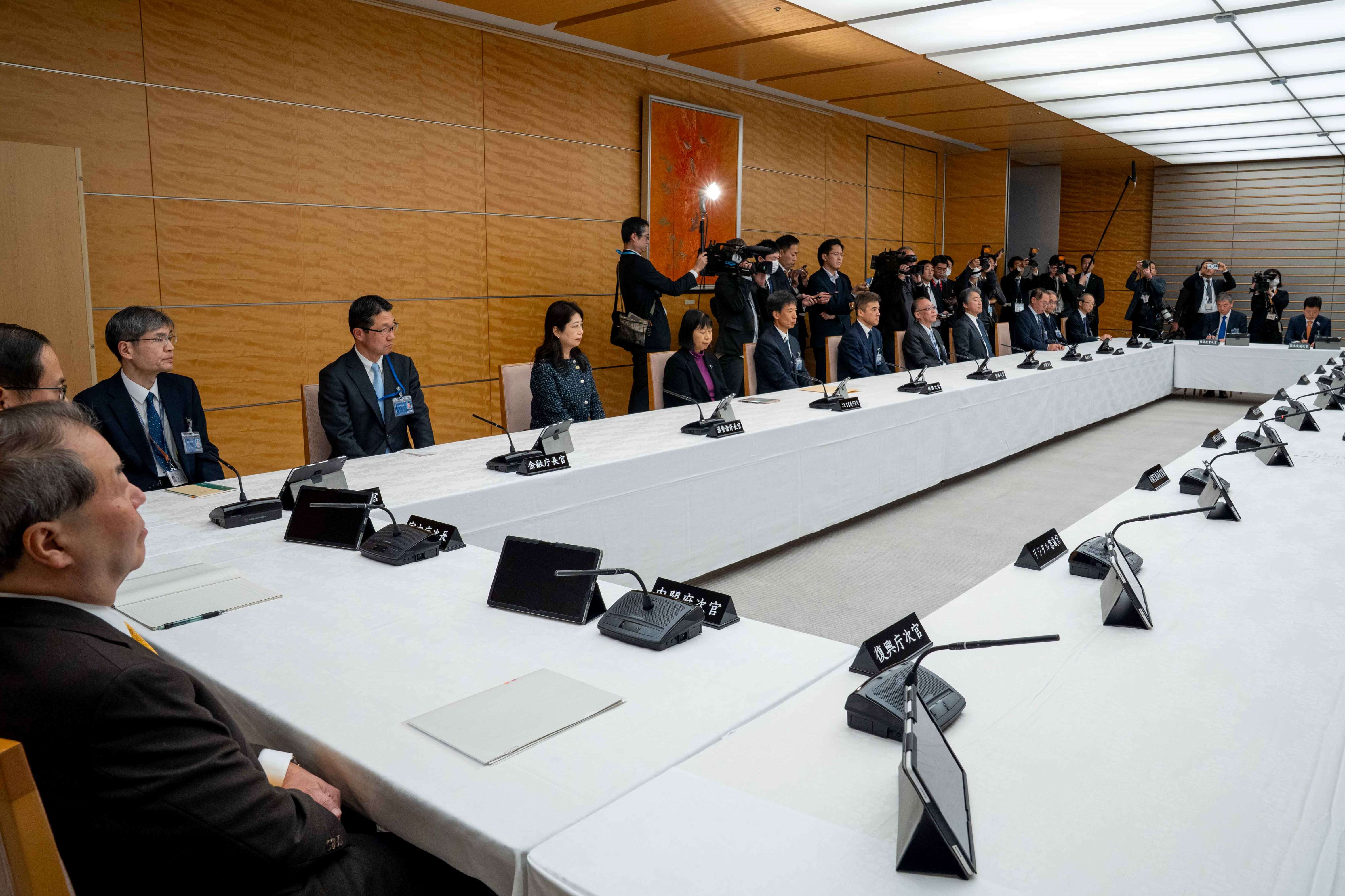 訓示を行う木原官房長官５