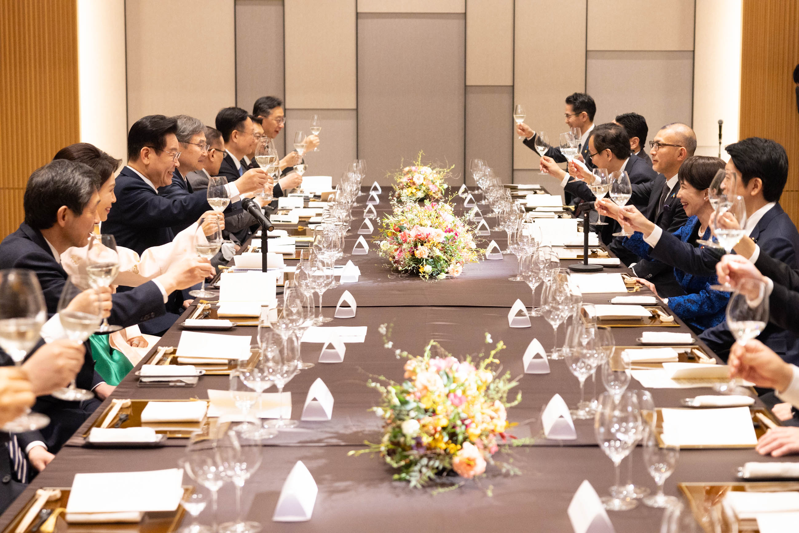 夕食会の様子２