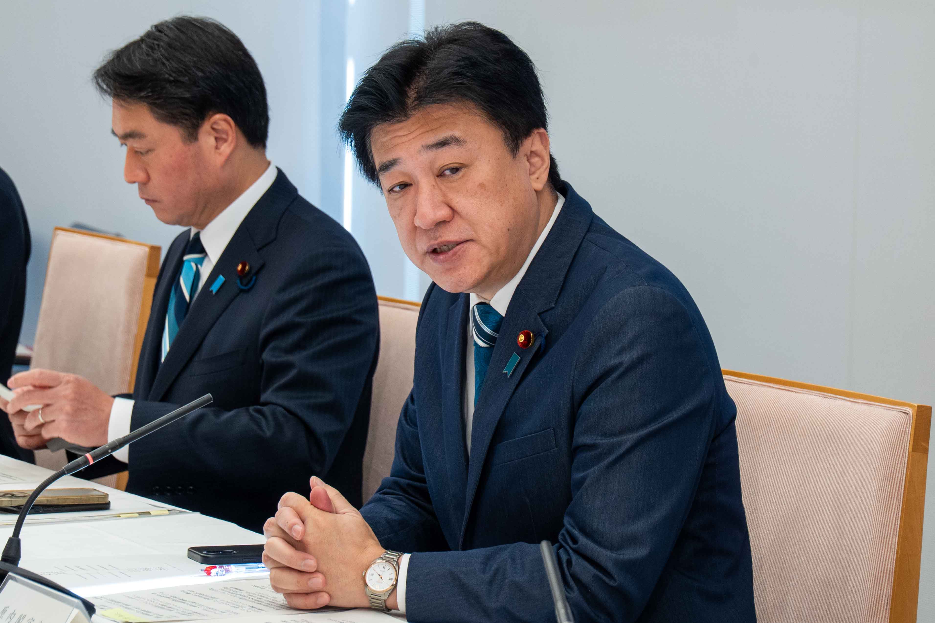 会議のまとめを行う木原官房長官２