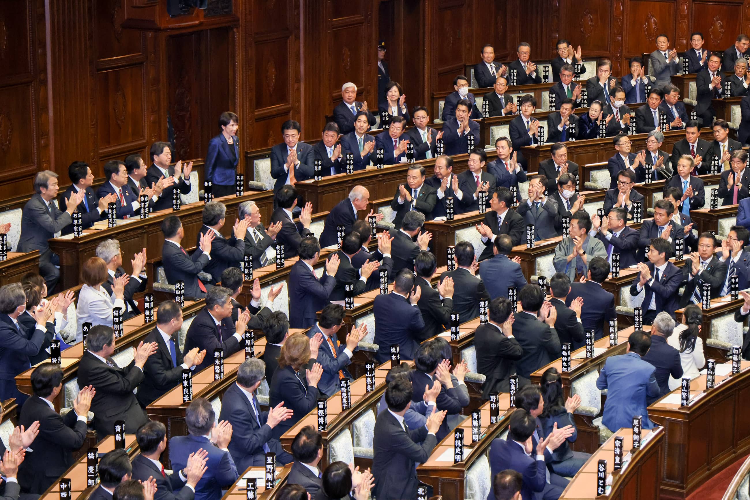 令和8年2月18日 内閣総理大臣の指名 | 総理の一日 | 首相官邸ホームページ