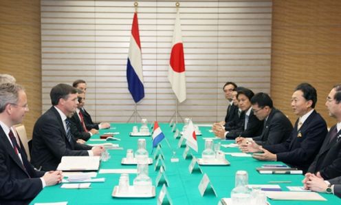 日本・オランダ王国首脳会談の写真
