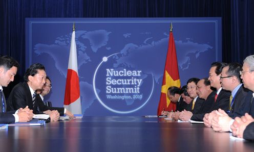日・ベトナム首脳会談の写真