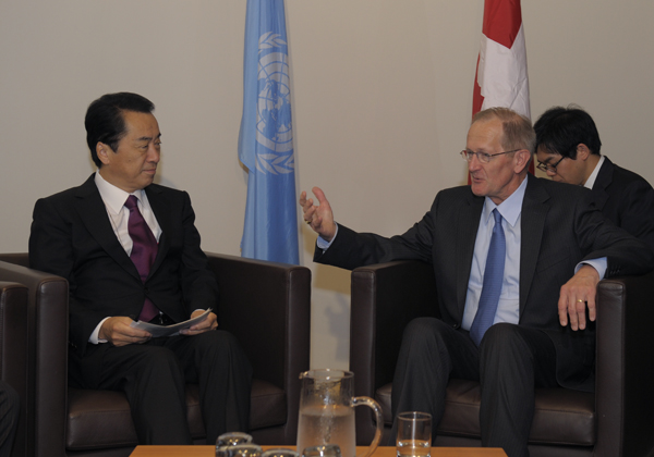 ダイス国連総会議長と懇談する菅総理の写真（代表撮影）