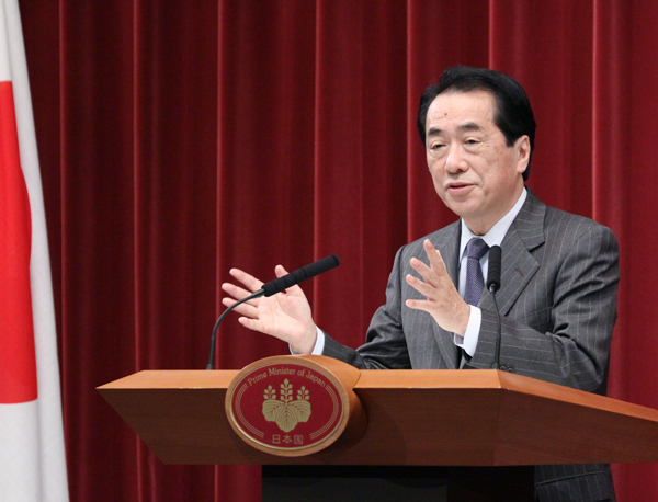 記者会見を行う菅総理1