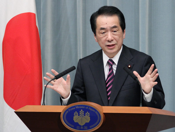 記者会見を行う菅総理1