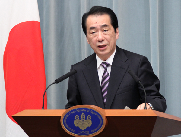 記者会見を行う菅総理1