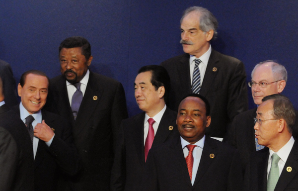 G8ドーヴィル・サミットに臨む参加国首脳2