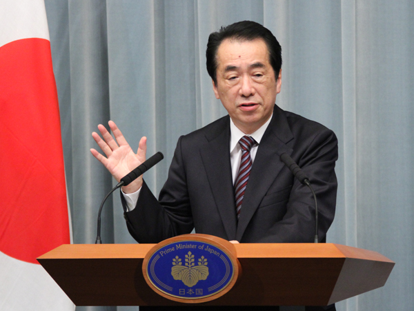 記者会見を行う菅総理1