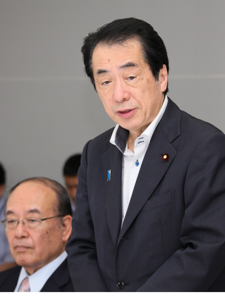 政府・連合トップ会談で挨拶する菅総理1