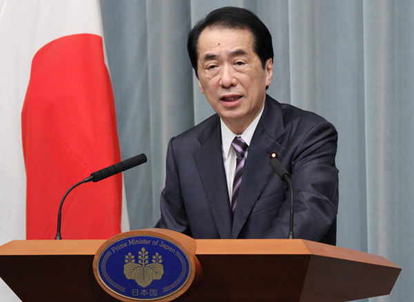 記者会見を行う菅総理1