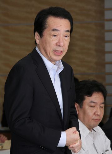 政府・与党社会保障改革検討本部であいさつする菅総理2