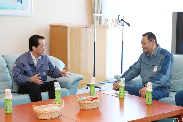 東京電力㈱福島第1発電所所長と面談する菅総理