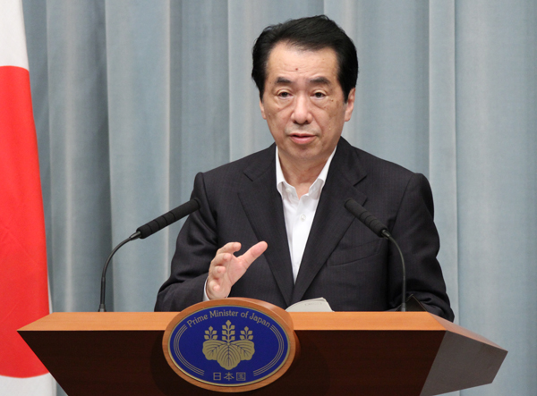 記者会見を行う菅総理1