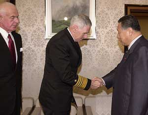 Meeting Between Prime Minister Yoshiro Mori and Admiral William J.Fallon, Special Envoy of the Government of the United States of America