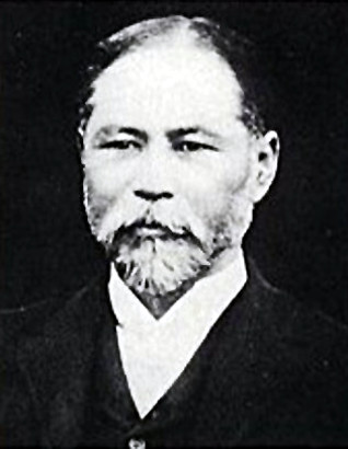 顔写真:山本 權兵衞